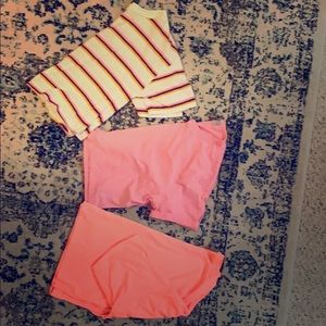 Crop T-shirt’s bundle